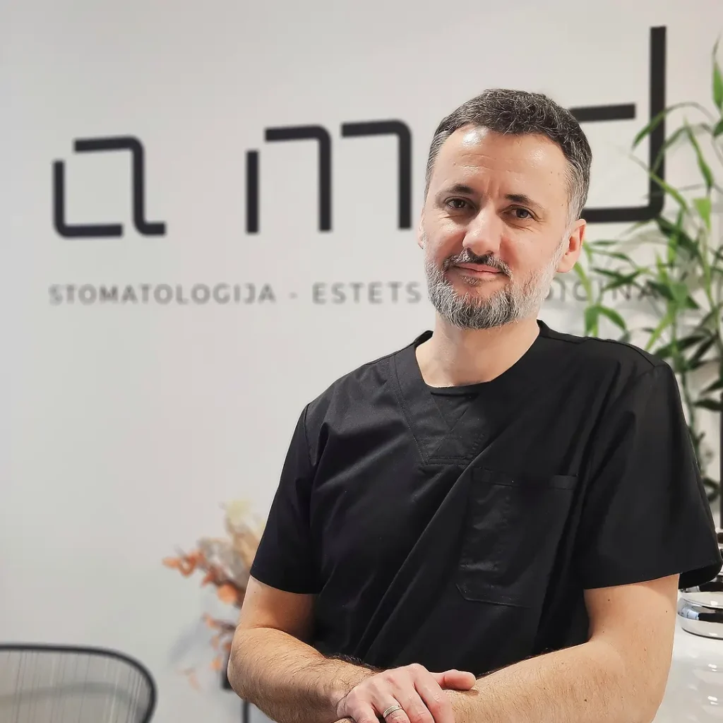Dr Berislav Leburić - stomatolog A Med ordinacija Novi Beograd Dr Berislav Leburić, doktor stomatologije, u A Med ordinaciji na Novom Beogradu